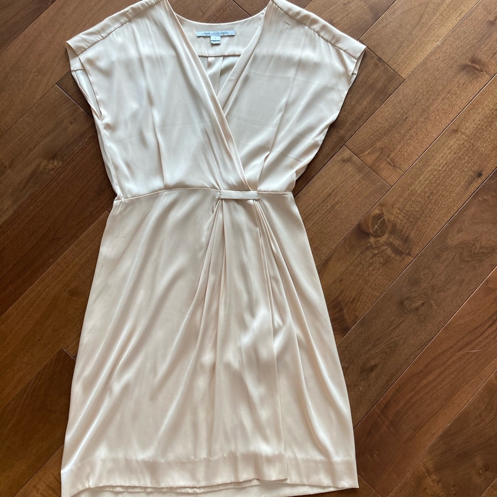 DVF stunning cocktail dress